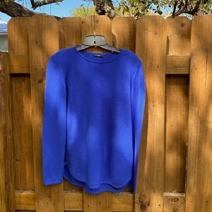 J McLaughlin 100% cashmere blue sweater XS